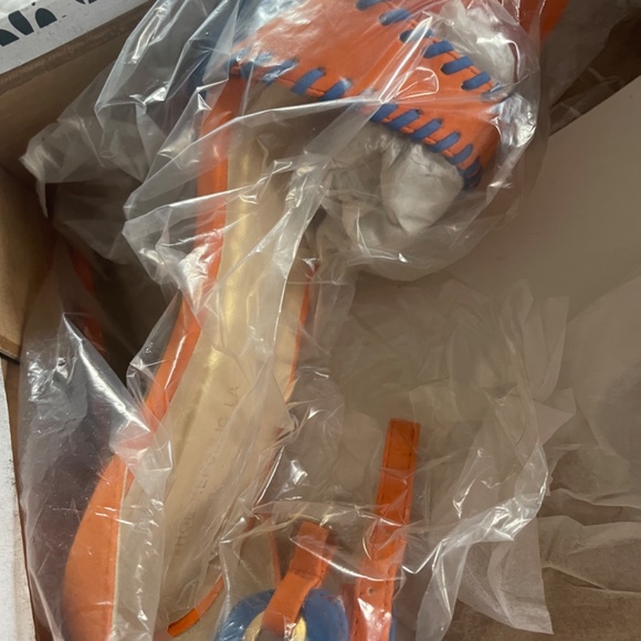 Beautiful sandal - Picture 5 of 6